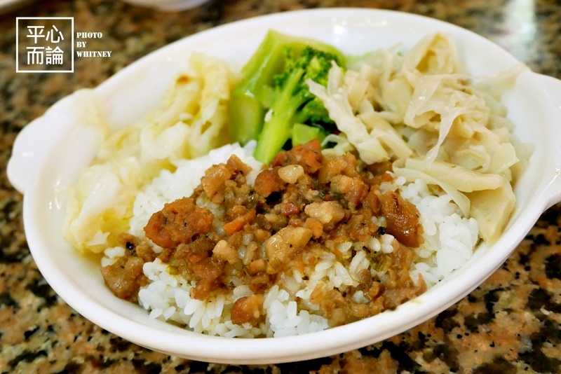 東一排骨